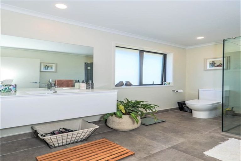 Photo of property in 60 Vineyard Road, Te Kauwhata, 3782