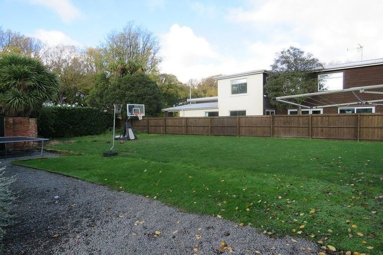 Photo of property in 71 Deans Avenue, Riccarton, Christchurch, 8011