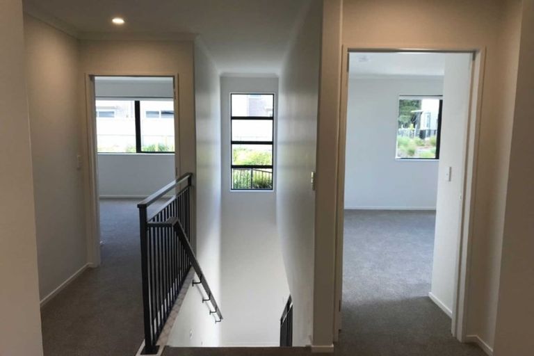 Photo of property in 27 Matairangi Avenue, Totara Heights, Auckland, 2105