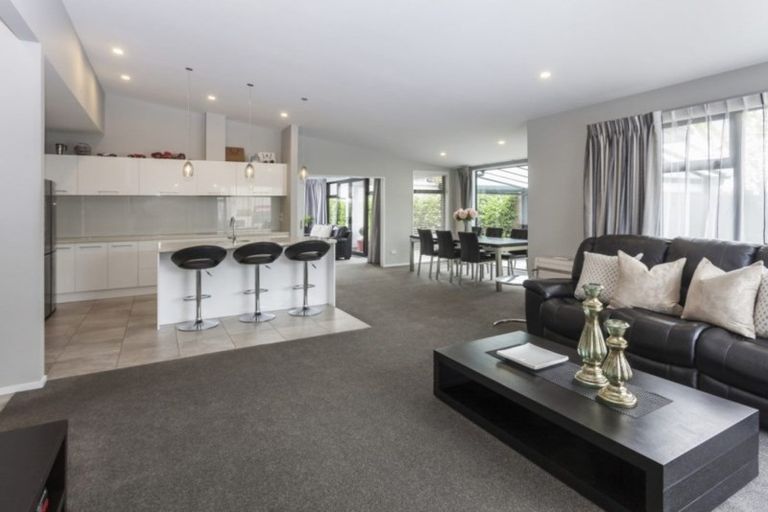 Photo of property in 35 Mcdougall Avenue, St Albans, Christchurch, 8014