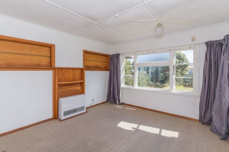 Photo of property in 19 Raukawa Street, Himatangi Beach, Foxton, 4891