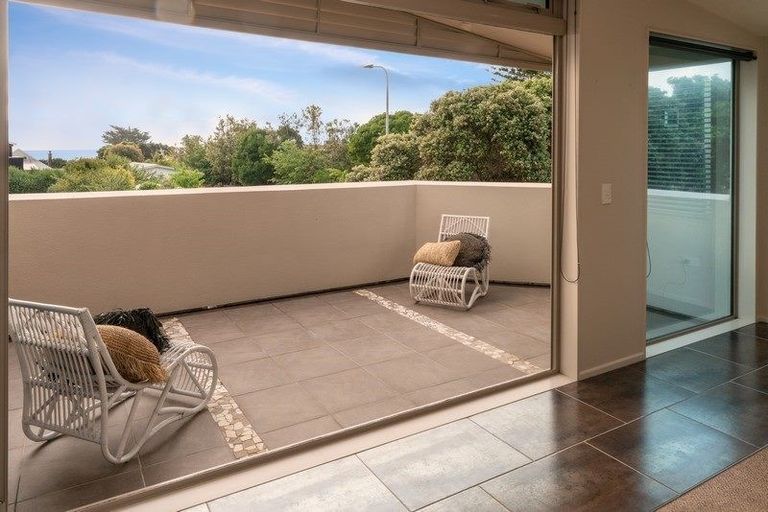 Photo of property in 9 Newry Road, Raumati Beach, Paraparaumu, 5032