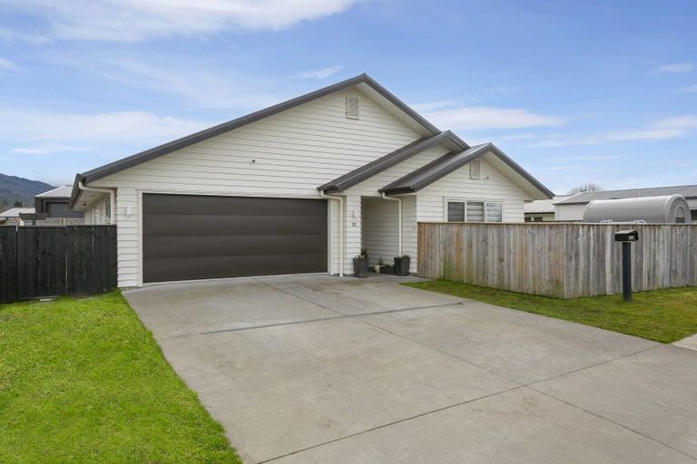 Photo of property in 12 Ngahana Place, Turangi, 3334