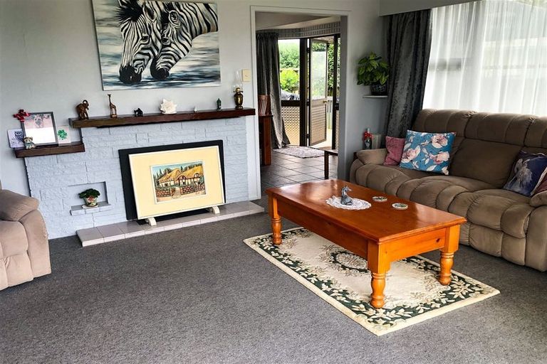 Photo of property in 17 Winston Street, Tikipunga, Whangarei, 0112