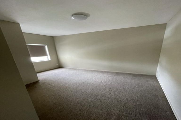 Photo of property in 17 Kirikiri Lane, East Tamaki, Auckland, 2013