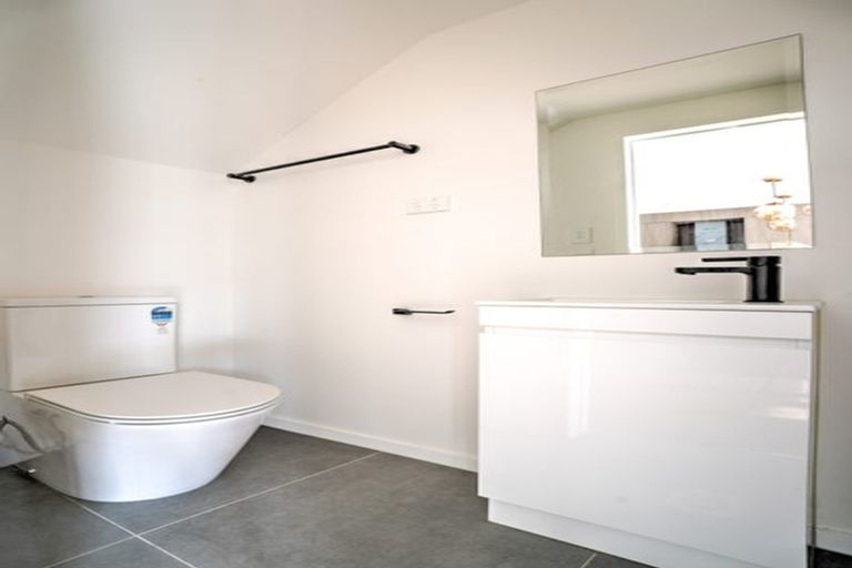 Photo of property in 1/181 Portage Road, New Lynn, Auckland, 0600