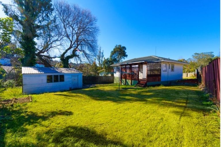 Photo of property in 24 Bellringer Road, Massey, Auckland, 0614