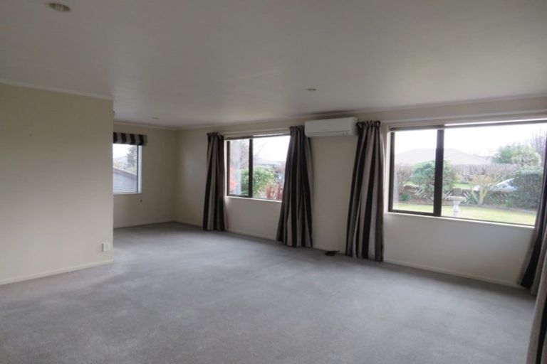 Photo of property in 17 Grove Street, Tinwald, Ashburton, 7700