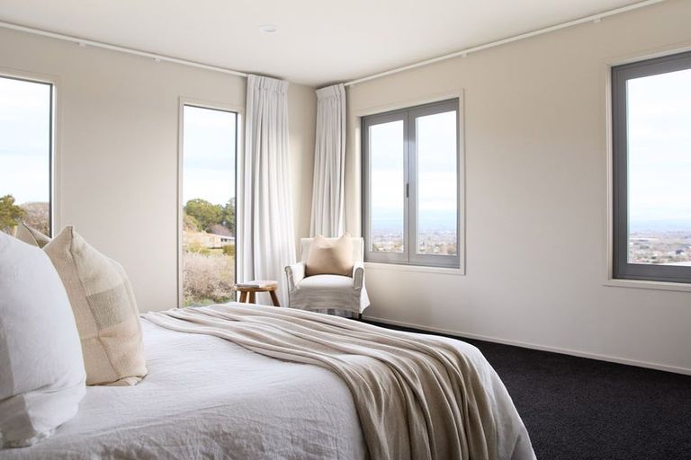 Photo of property in 151 Durham Drive, Havelock North, 4130