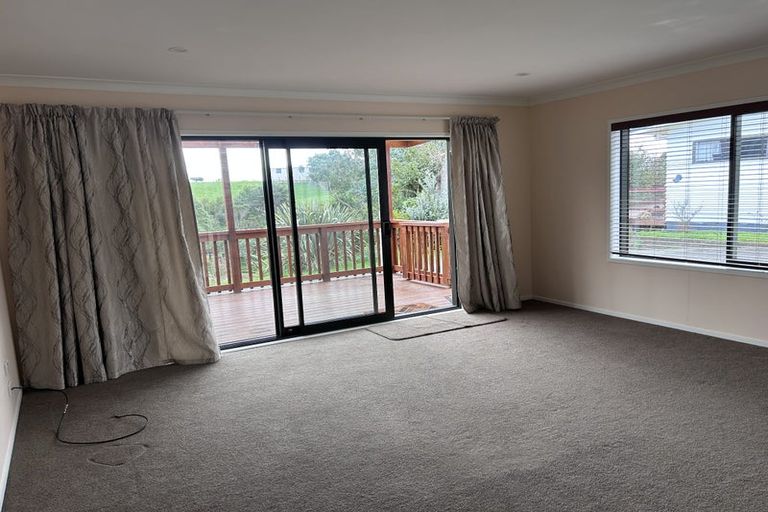 Photo of property in 133 Codlin Road, Waiuku, 2682