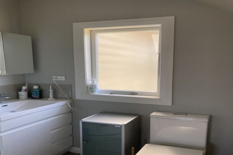 Photo of property in 15 Byron Street, Miramar, Wellington, 6022