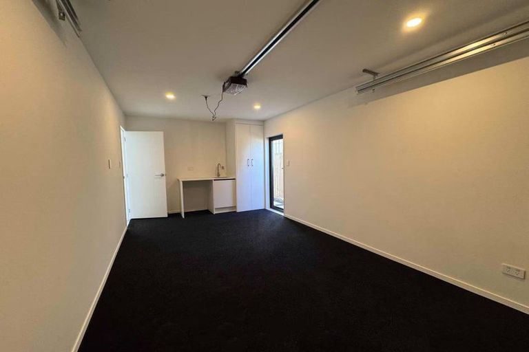 Photo of property in 4 Peara Place, Henderson, Auckland, 0610