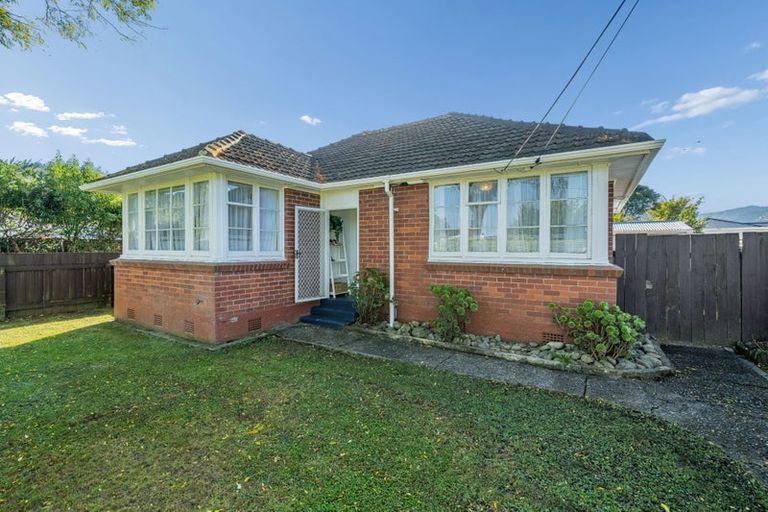 Photo of property in 82 Pine Avenue, Ebdentown, Upper Hutt, 5018