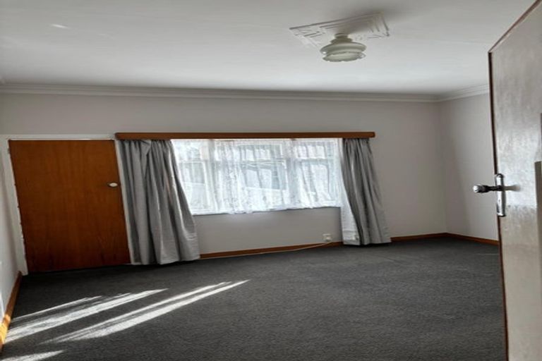 Photo of property in 6 Otaki Street, Miramar, Wellington, 6022