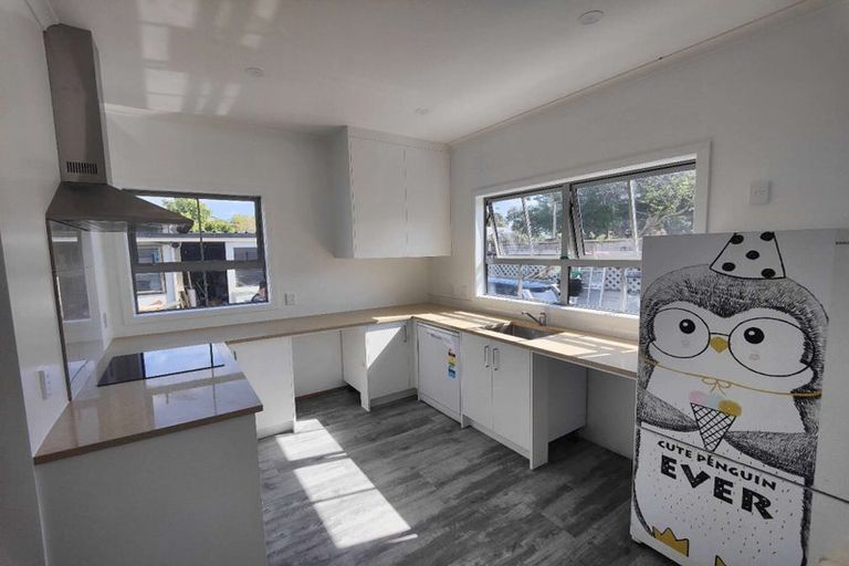 Photo of property in 28 Cudby Street, Woburn, Lower Hutt, 5011