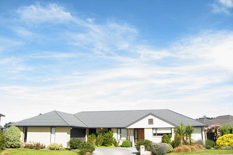 Photo of property in 61 Aston Drive, Waimairi Beach, Christchurch, 8083