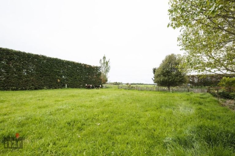 Photo of property in 62 Almadale Road, Cheltenham, Feilding, 4777