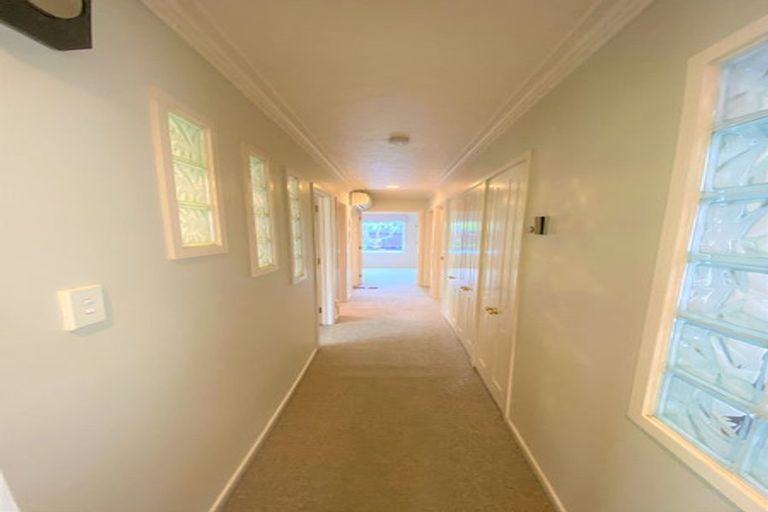 Photo of property in 15 Chatswood Place, Bishopdale, Christchurch, 8051