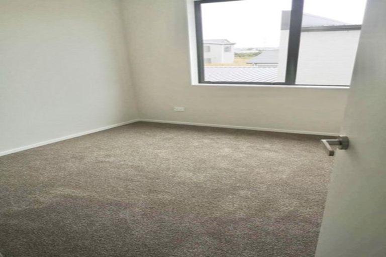Photo of property in 14b Hollowout Street, Takanini, 2112