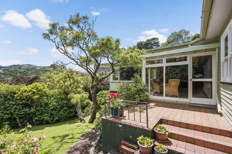 Photo of property in 15 Pimble Avenue, Karori, Wellington, 6012