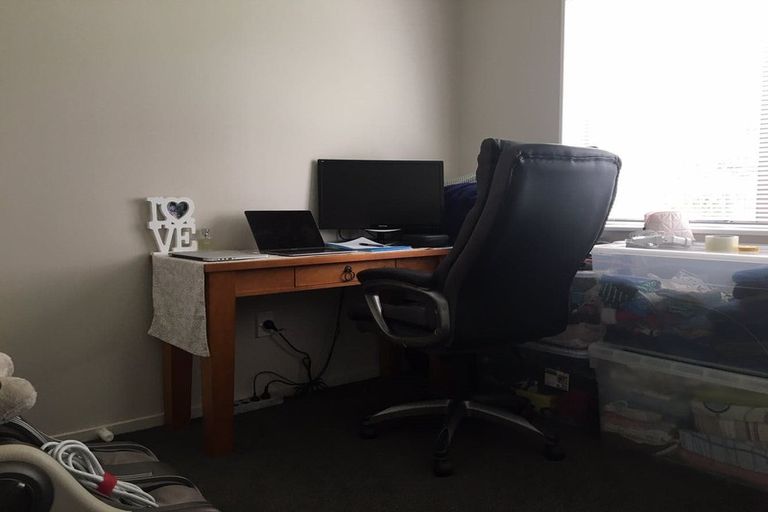 Photo of property in 7 Sherpa Place, Massey, Auckland, 0614