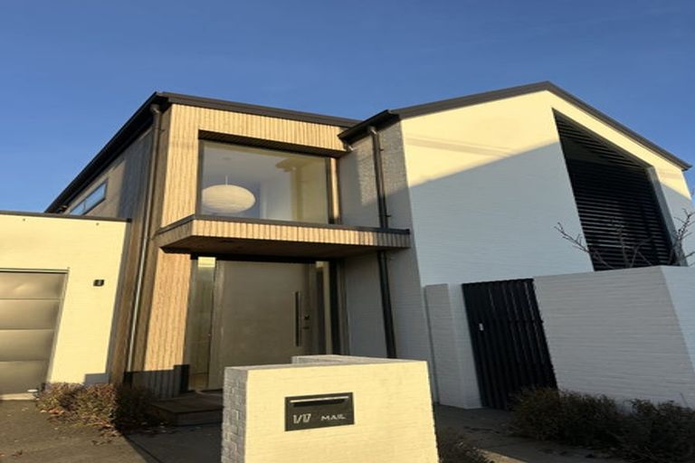 Photo of property in 1/17 Hewitts Road, Merivale, Christchurch, 8014