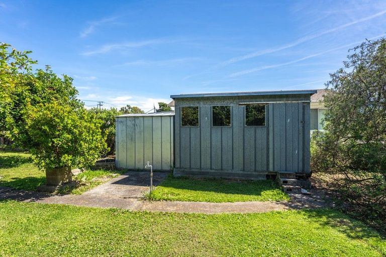 Photo of property in 31 Moana Road, Paraparaumu, 5032