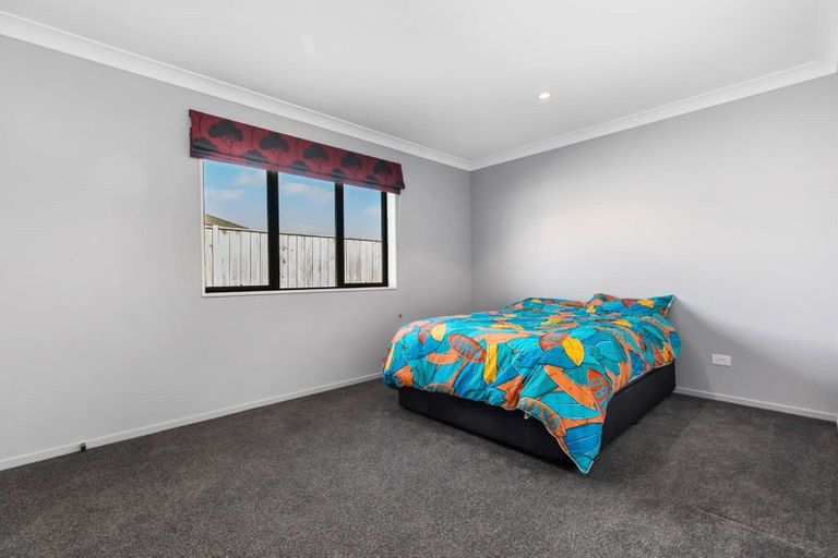 Photo of property in 3 Margaret Place, Waiuku, 2123