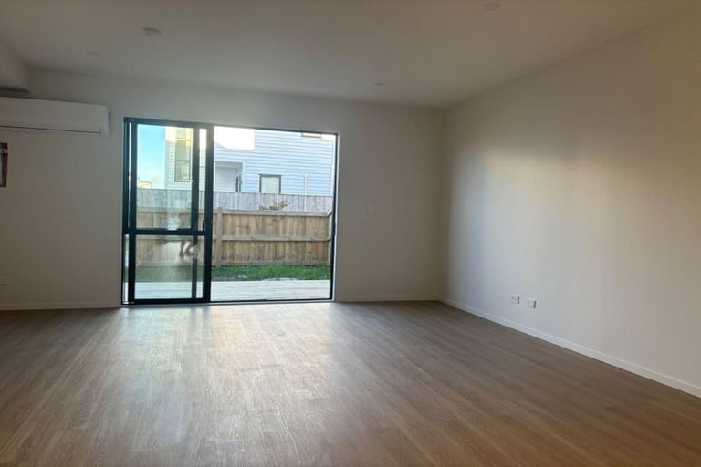 Photo of property in 58 Minhas Road, Papakura, 2110