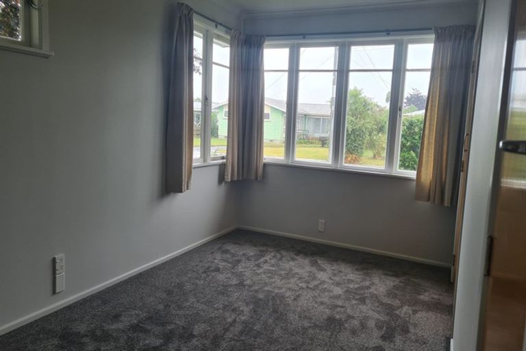 Photo of property in 56 Fergusson Street, Solway, Masterton, 5810
