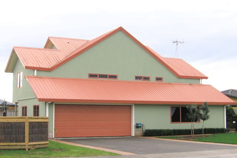 Photo of property in 11 Mangakoea Place, St Andrews, Hamilton, 3200