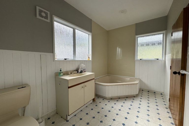 Photo of property in 38 Paterson Road, Mosgiel, 9092