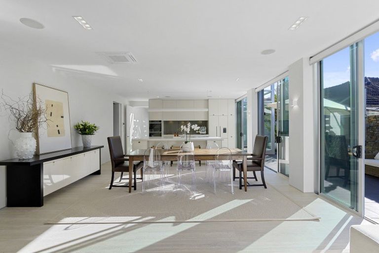 Photo of property in 21 Royds Street, Fendalton, Christchurch, 8014