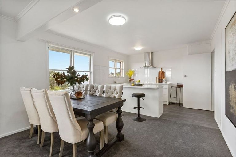 Photo of property in 1/69 College Road, Northcote, Auckland, 0627