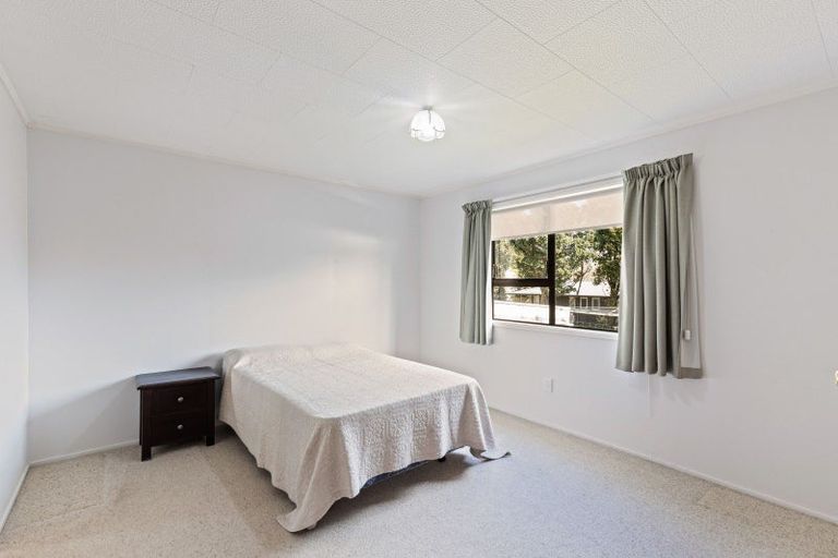 Photo of property in 110 Pioneer Road, Moturoa, New Plymouth, 4310