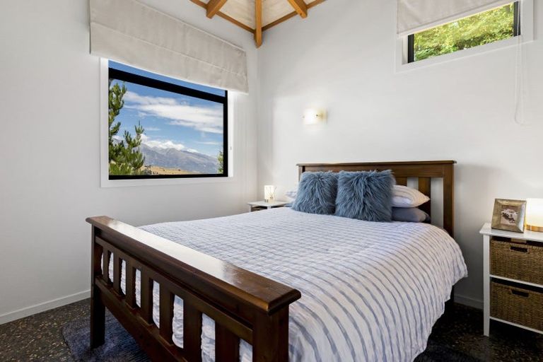 Photo of property in 32 Highview Terrace, Queenstown, 9300