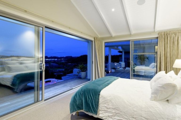 Photo of property in 7 Broadwater Close, Pyes Pa, Tauranga, 3112