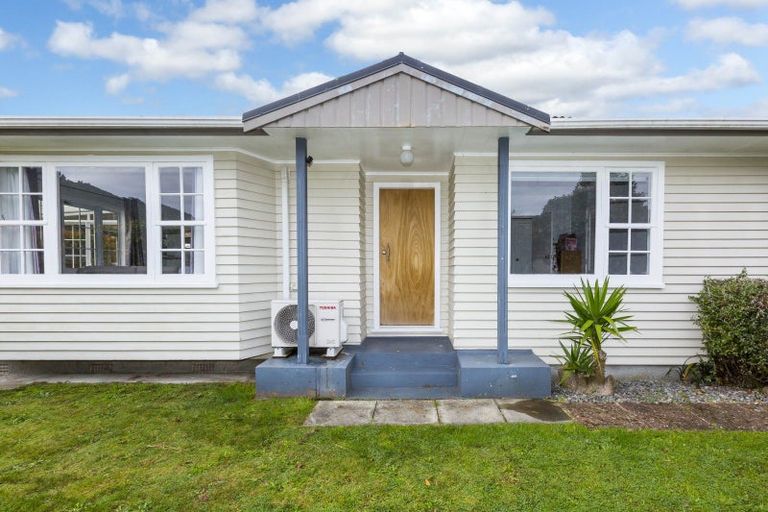 Photo of property in 94 Pasadena Crescent, Totara Park, Upper Hutt, 5018