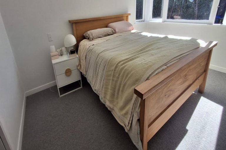 Photo of property in 117 Tiroroa Avenue, Te Atatu South, Auckland, 0610