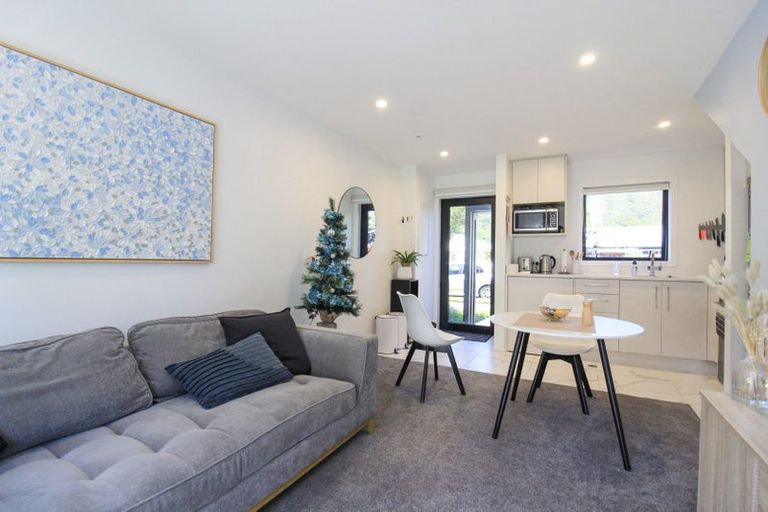 Photo of property in 3/99 Waiwhetu Road, Waterloo, Lower Hutt, 5011