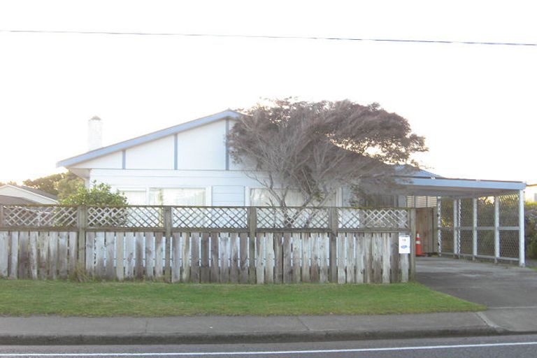 Photo of property in 18a Wharemauku Road, Raumati Beach, Paraparaumu, 5032