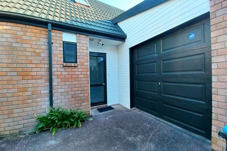 Photo of property in 1/7 Victor Street, Avondale, Auckland, 1026