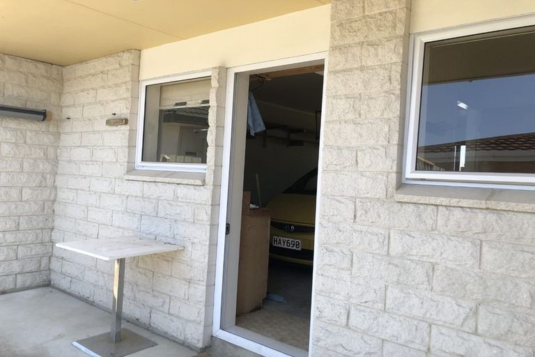 Photo of property in 13 Kent Street, Levin, 5510