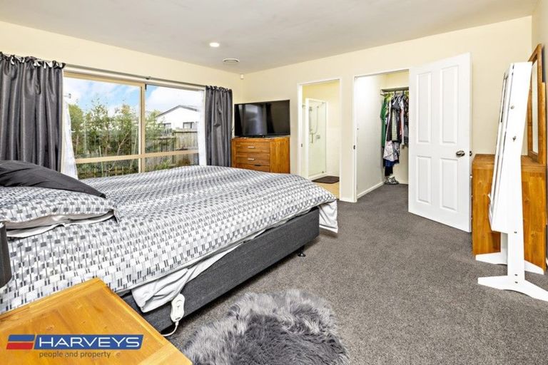 Photo of property in 20 Maadi Place, Papakura, 2110