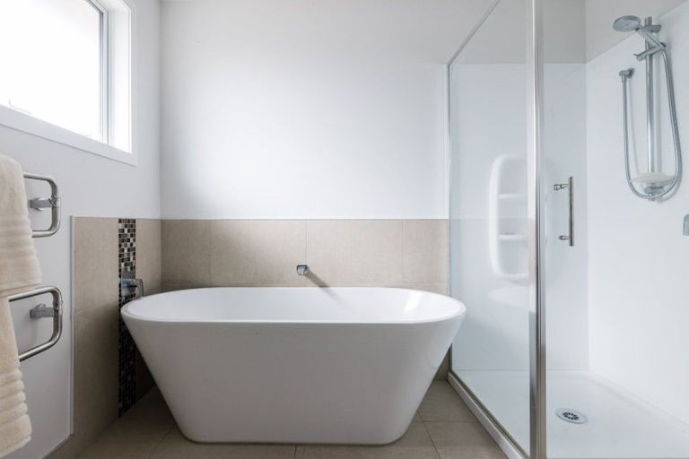 Photo of property in 3 Paritai Place, Flagstaff, Hamilton, 3210