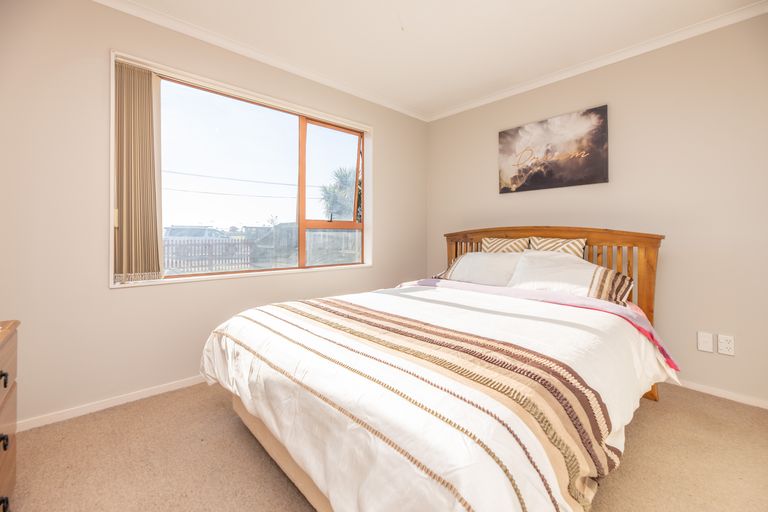 Photo of property in 78a Shortland Street, Wainoni, Christchurch, 8061