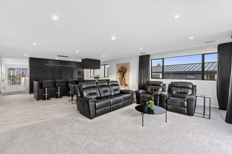 Photo of property in 9 Mills Road, Wanaka, 9305