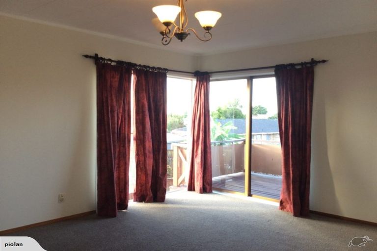 Photo of property in 1/11 Charntay Avenue, Clover Park, Auckland, 2019