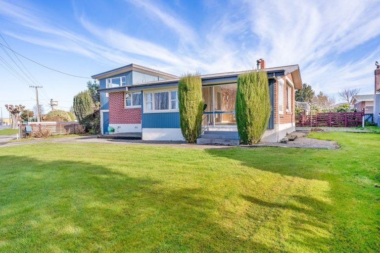 Photo of property in 326 Great North Road, Winton, 9720