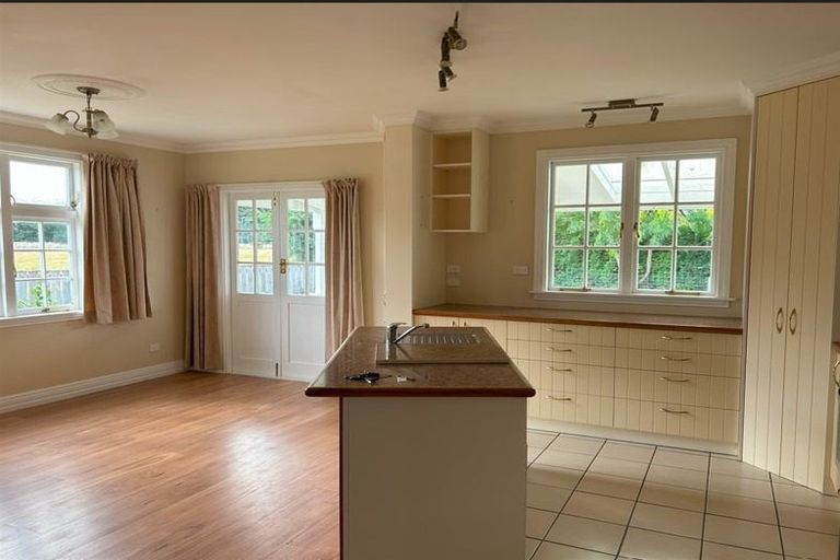 Photo of property in 8a Cotter Street, Greytown, 5712